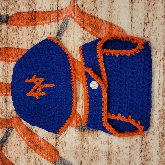 Other - New york Mets knit hat and diaper cover for newborn pictures